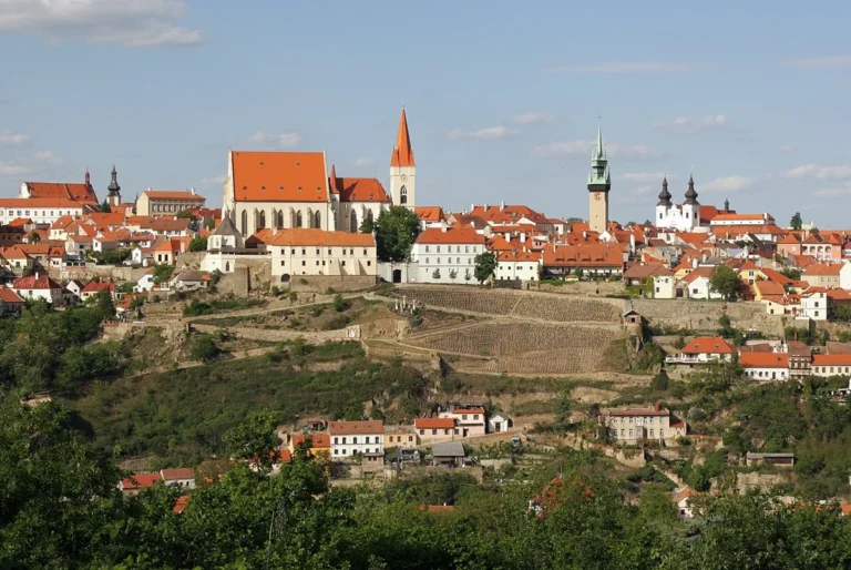 Historické centrum Znojma při pohledu od jihu