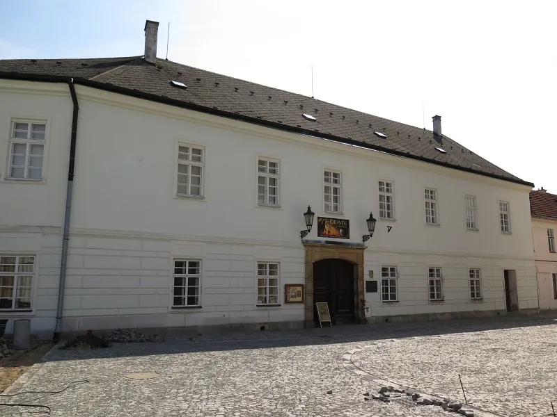 Budova Muzea Mohelnice na Kostelním náměstí.