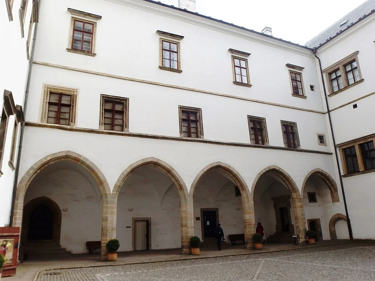 Nádvoří pardubického zámku